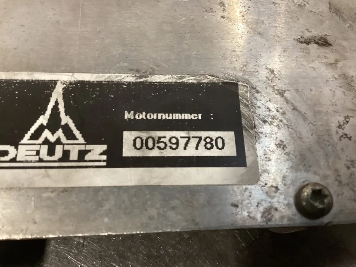 DEUTZ 00597780 GEBRACHT – Bild 2