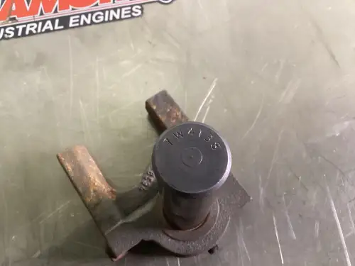 CATERPILLAR ROCKER SHAFT 7W4137 USED - Thumb image 3