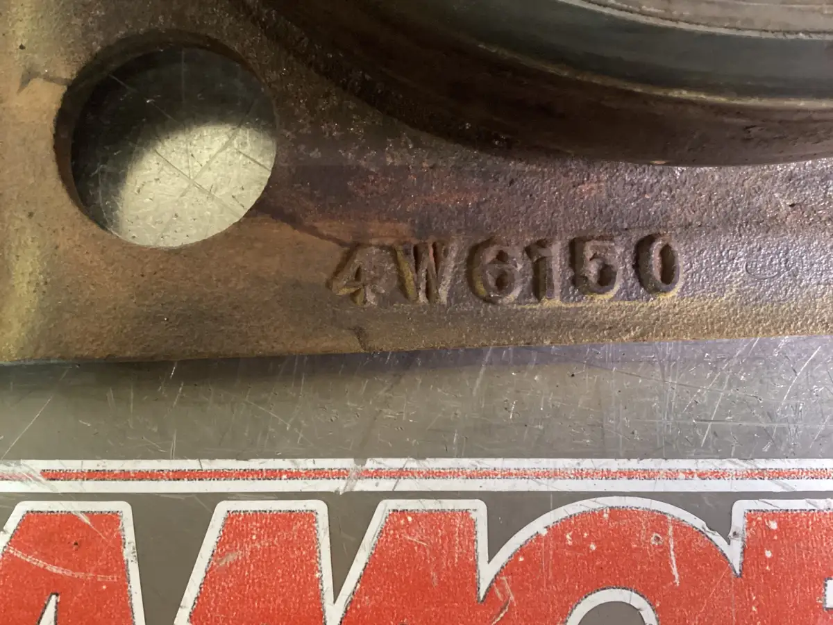 CATERPILLAR MOTOR SUPPORT 4W6150 USED - Picture 2