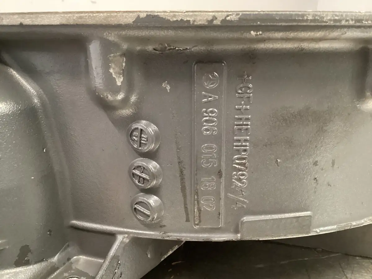 MERCEDES A 906 015 18 02 GEBRAUCHT – Bild 2