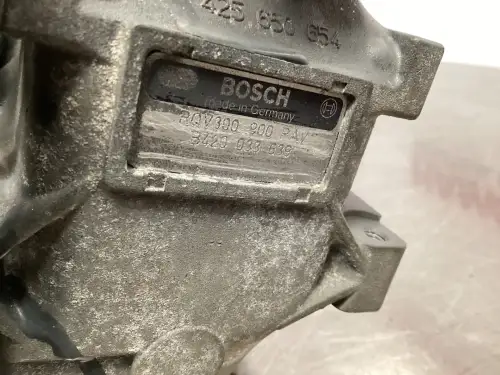 POMPE À CARBURANT BOSCH 0402646712 D'OCCASION - Miniature 2