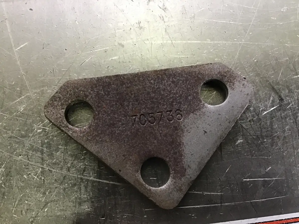 CATERPILLAR BASE PLATE 7C5736 USED - Picture 2