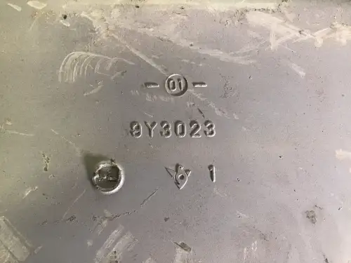 CATERPILLAR ÖLSUMPF 9Y3023 GEBRAUCHT – Vorschaubild 2