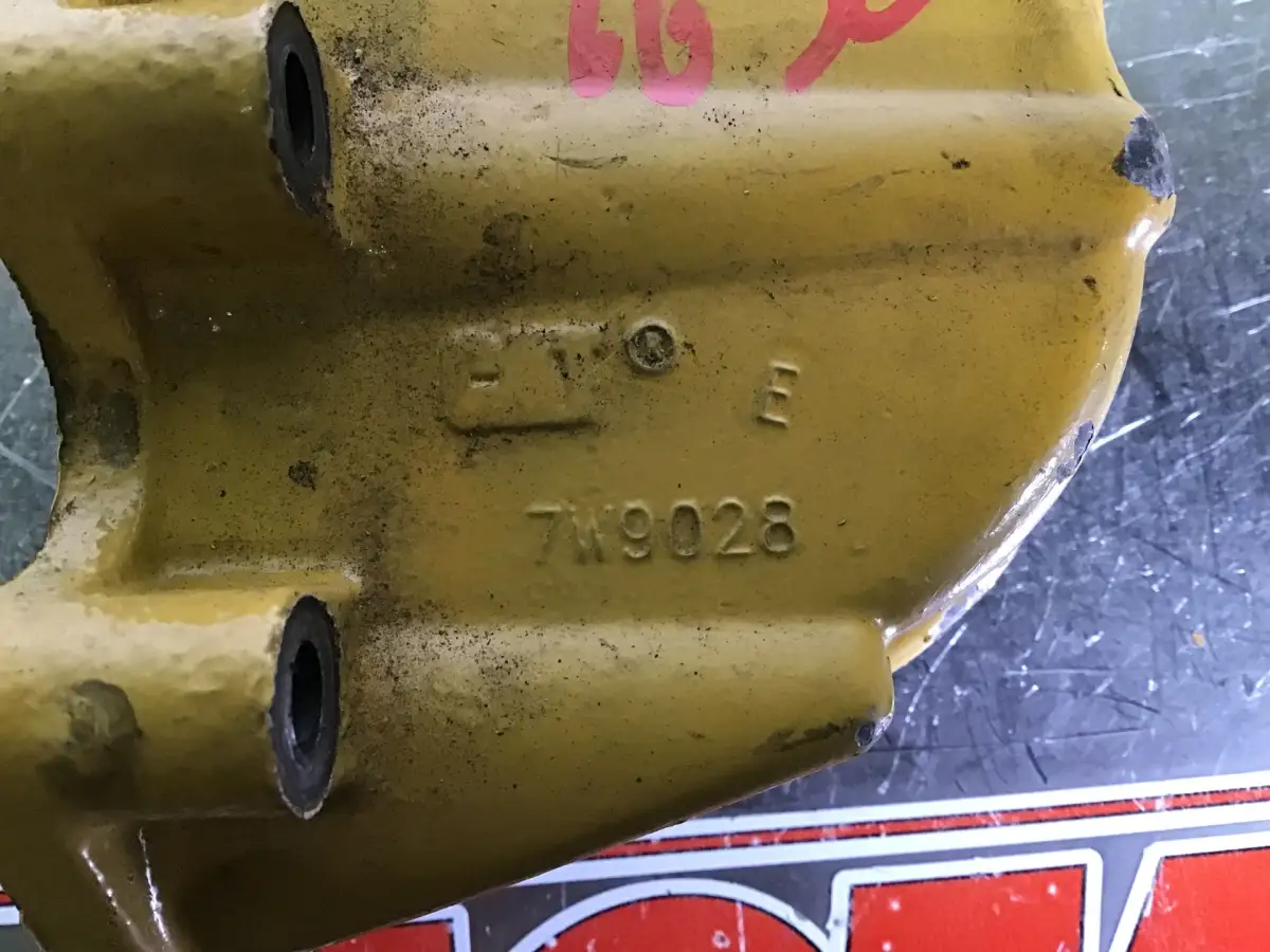 CATERPILLAR ÖLFILTERGEHÄUSE 7W9028 GEBRAUCHT – Bild 2