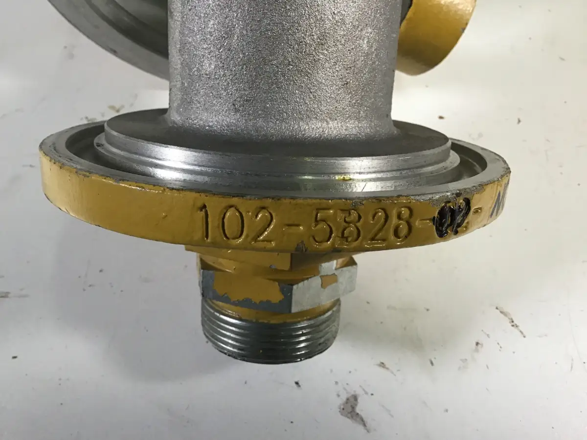 CATERPILLAR OIL FILTER ADAPTER 1025829 USED - Picture 2