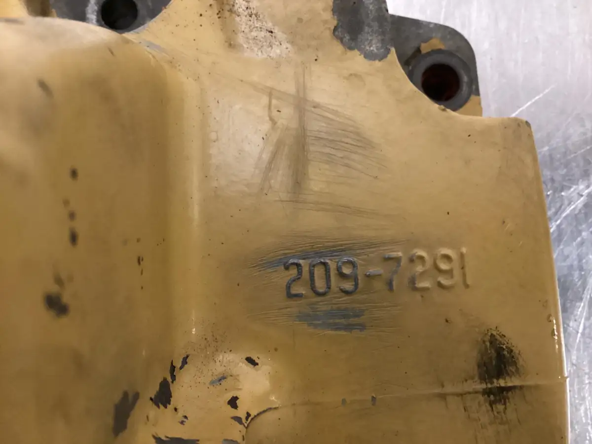 CATERPILLAR OIL FILTER HOUSING 2097291 USED - Picture 2