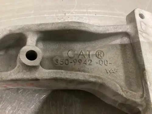 SOPORTE CATERPILLAR 3509942 USADO - Imagen miniatura 2
