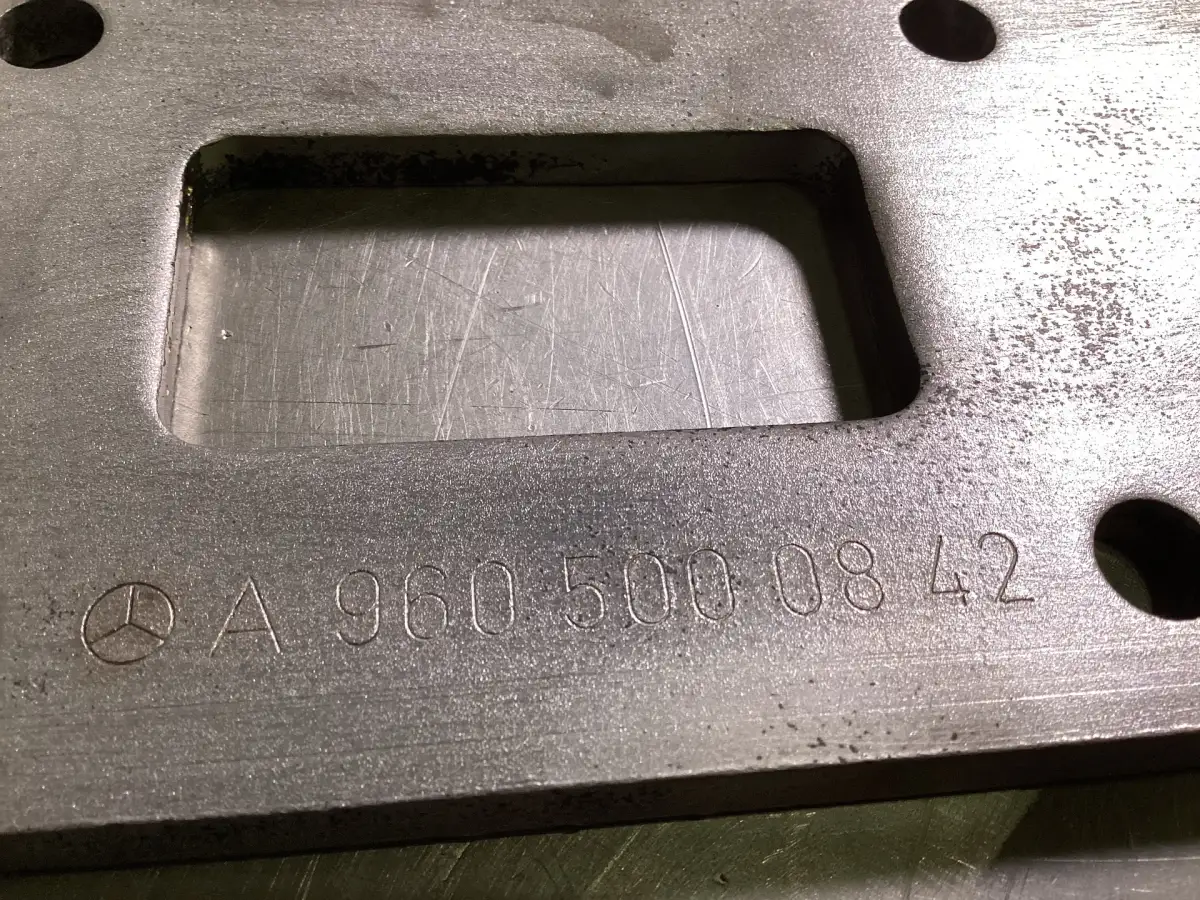 MERCEDES A 960 500 08 42 GEBRAUCHT – Bild 2