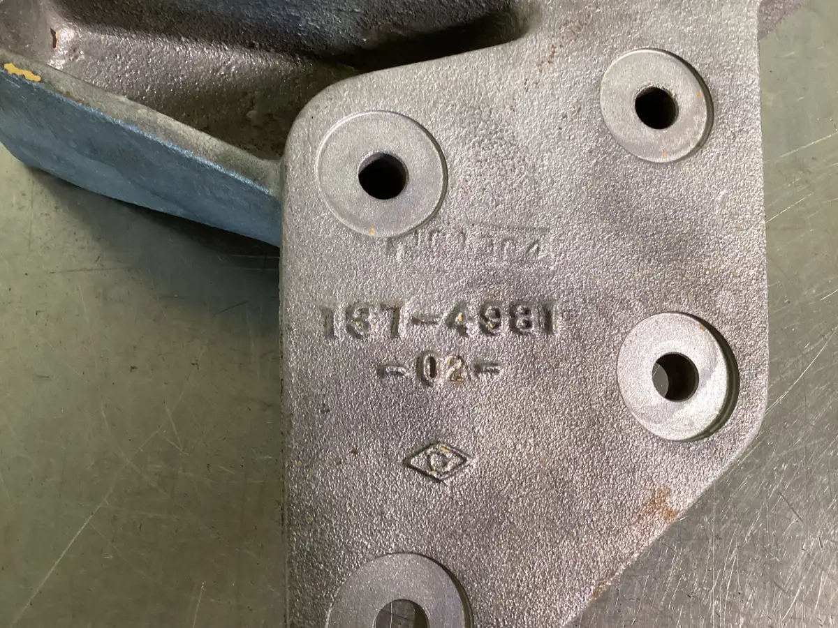 CATERPILLAR ONDERSTEUNING 1374981 GEUSED - Afbeelding 2