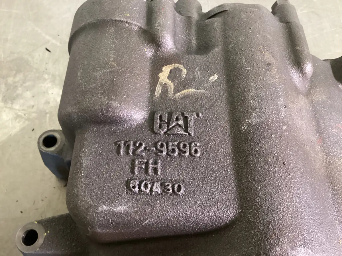 МАСЛОНАСОС CATERPILLAR 1161980 Б/У - Фото 2