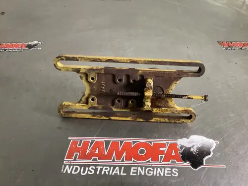 SUPPORT DE VENTILATEUR CATERPILLAR 6N6491 UTILISÉ - Miniature 1
