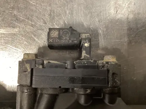 MERCEDES A 471 142 72 04 GEBRAUCHT – Vorschaubild 3