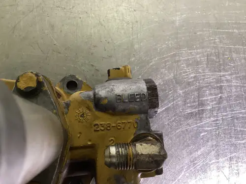 CATERPILLAR FUEL FILTER HOUSING 2386770 USED - Thumb image 2