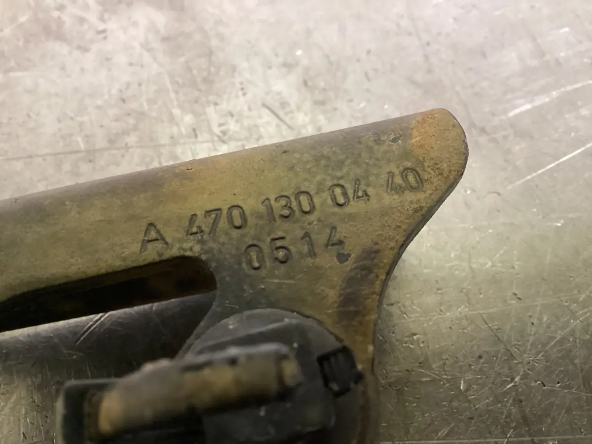 MERCEDES A 470 130 04 40 USED - Picture 2