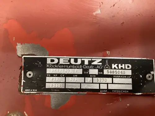 DEUTZ 5885048 Б/У - Миниатюра 1