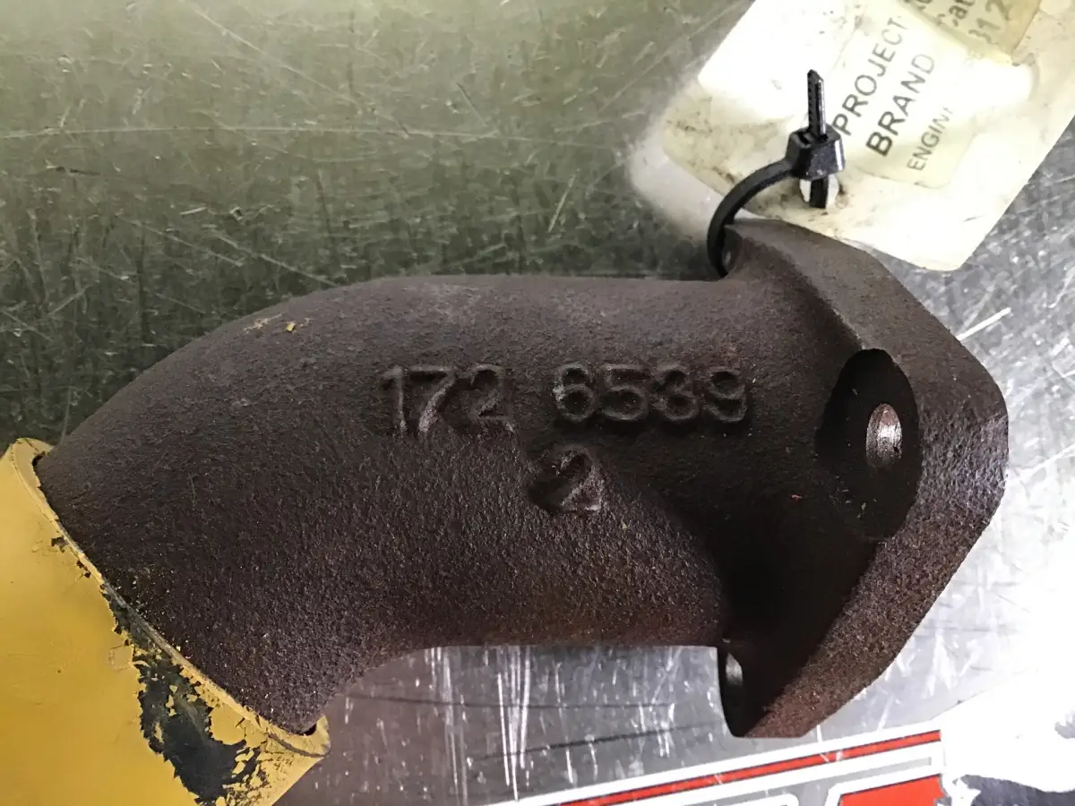 CATERPILLAR WATER ELBOW 1726539 USED - Picture 2