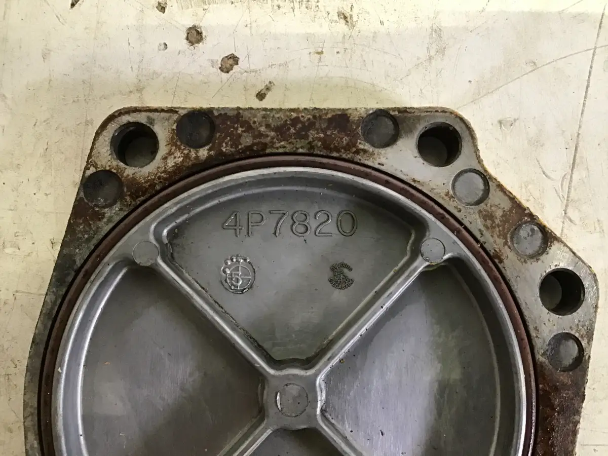 КРЫШКА CATERPILLAR 4P7820 Б/У - Фото 2