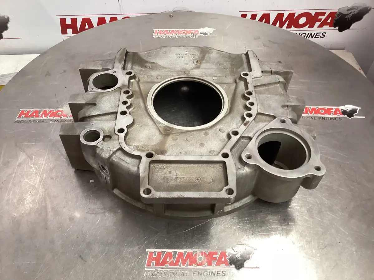 CUMMINS FLYWHEEL HOUSING 3906689 USED - Picture 3
