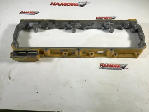 CATERPILLAR INTERMEDIATE VALVE COVER 2764831 USED