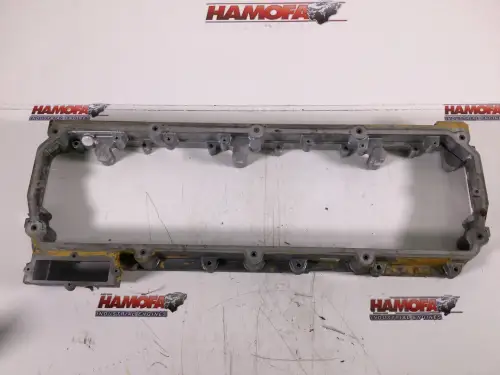 CATERPILLAR INTERMEDIATE VALVE COVER 2764831 USED