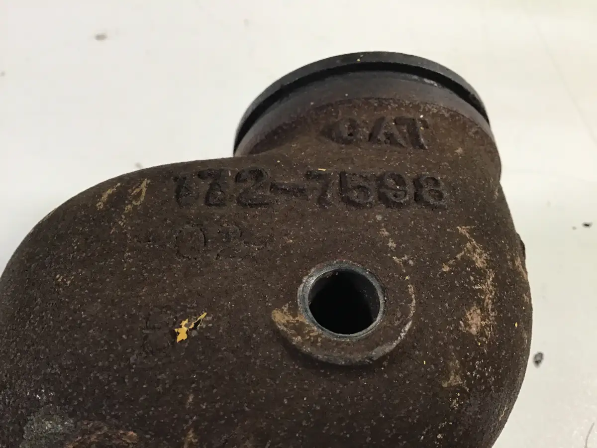 CATERPILLAR WATER PIPE 1727598 USED - Picture 2