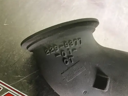 ВПУСКНАЯ БУХТА CATERPILLAR 2299377 Б/У - Миниатюра 2