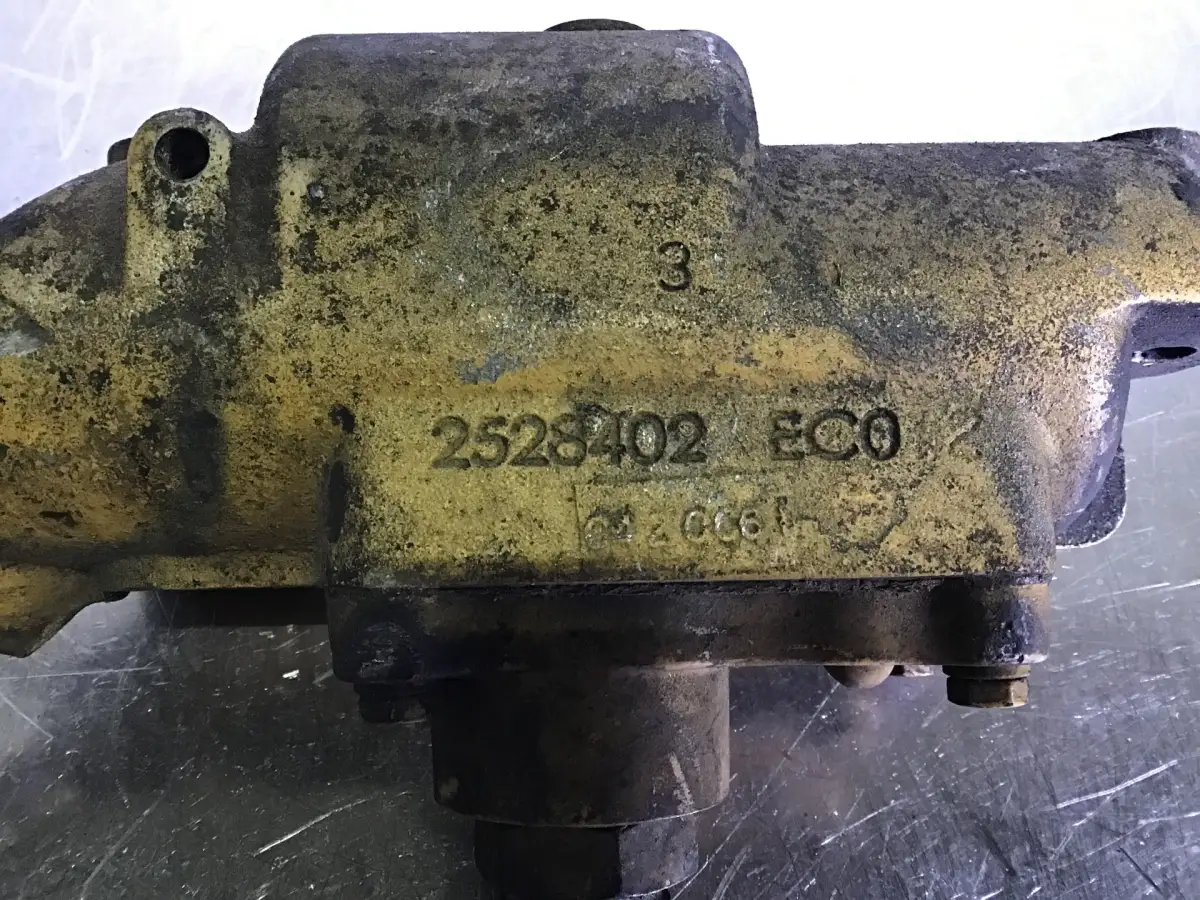 CATERPILLAR EXPANSION TANK 2528402 USED - Picture 2