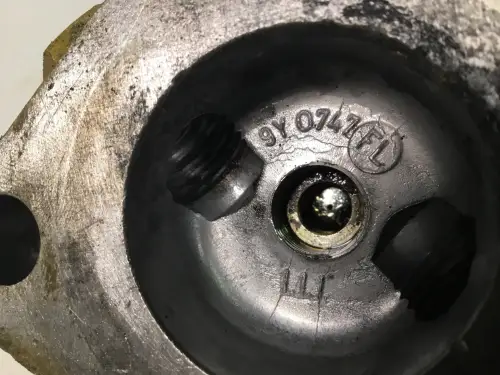 CATERPILLAR COVER PLATE 9Y0747 USED - Thumb image 3