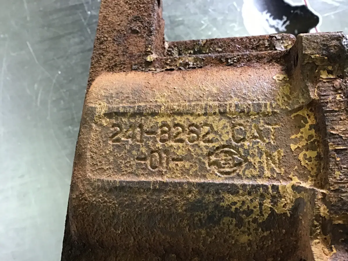 INTERCOOLER CATERPILLAR USADO 2418262 - Imagen 2