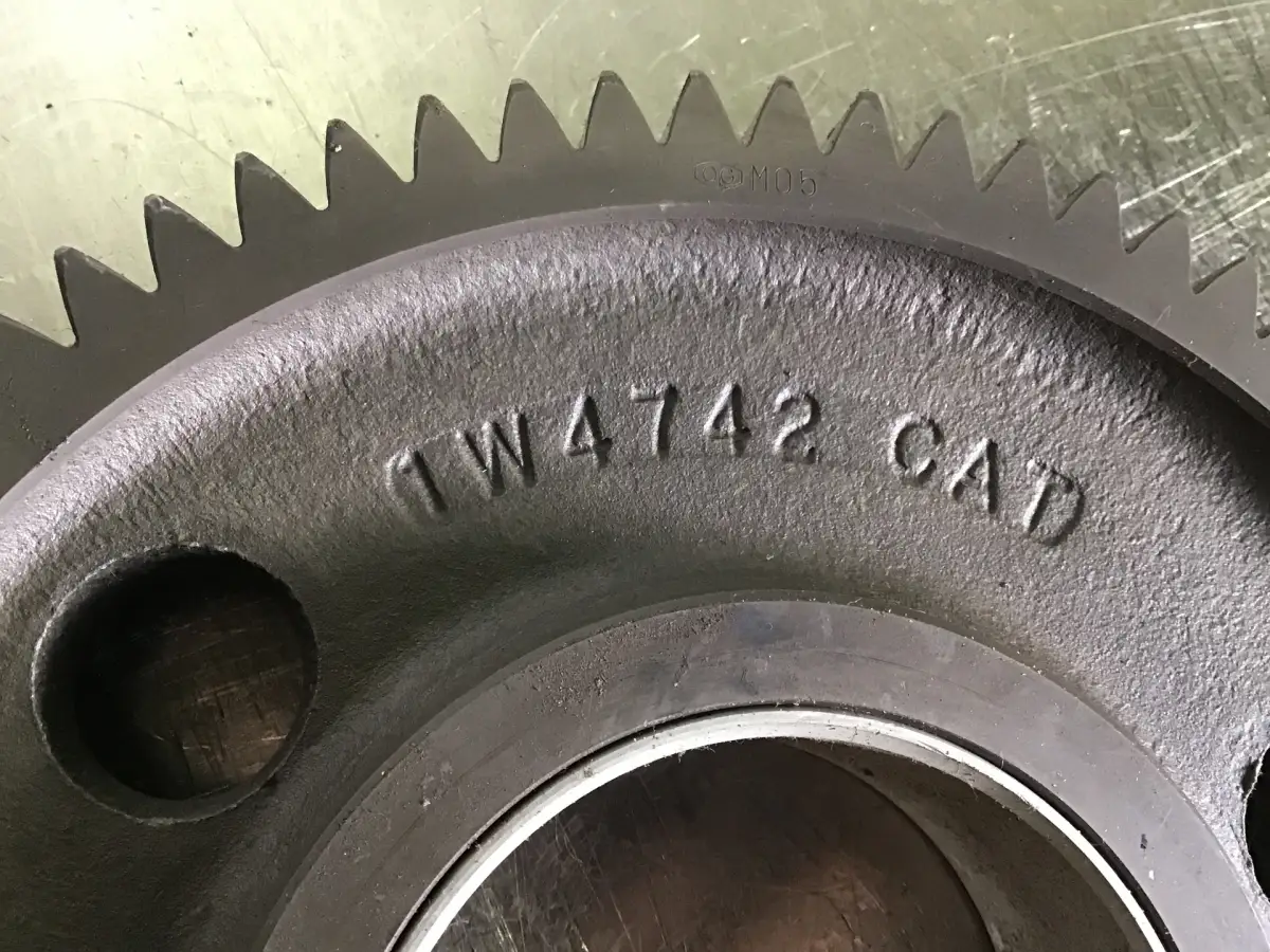 ENGRANAJE INTERMEDIO CATERPILLAR 1W4741 USADO - Imagen 2