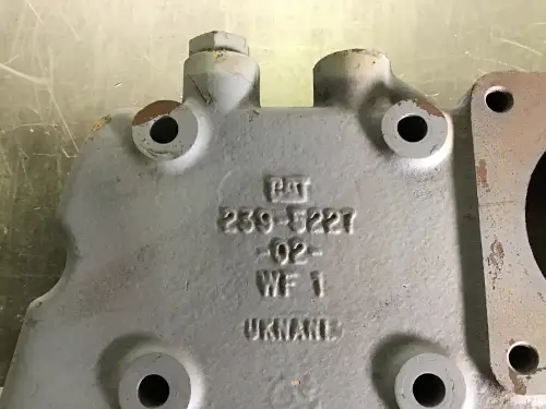 CATERPILLAR THERMOSTAT HOUSING 2395225 USED - Thumb image 2