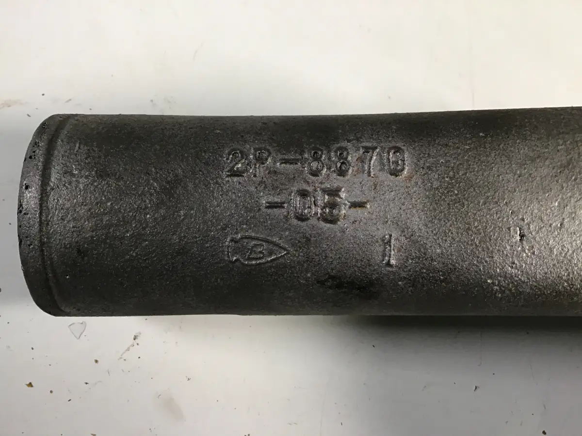 CATERPILLAR OIL COOLER COVER 2P8870 USED - Picture 3