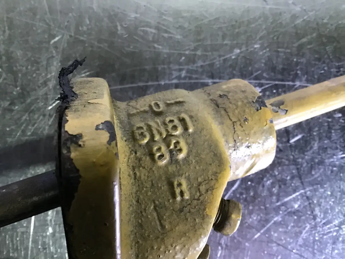 CATERPILLAR OLIEPEILSTOK HOUDER 6N8183 GEBRUIKT - Afbeelding 2