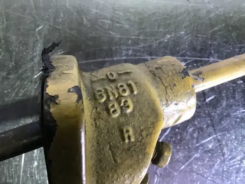 CATERPILLAR ÖLSTABHALTER 6N8183 GEBRAUCHT – Vorschaubild 2