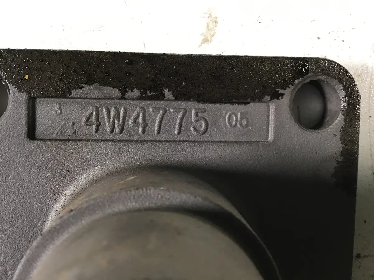 CATERPILLAR AANSLUITING INTERCOOLER 4W4775 GEBRUIKT - Afbeelding 2