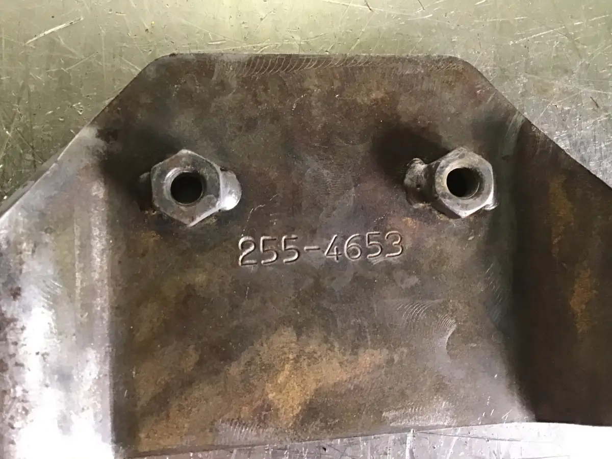 КРЕПЛЕНИЕ CATERPILLAR 2554653 Б/У - Фото 2