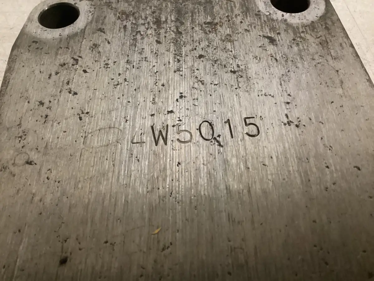 CATERPILLAR ABDECKUNG 4W5015 GEBRAUCHT – Bild 2