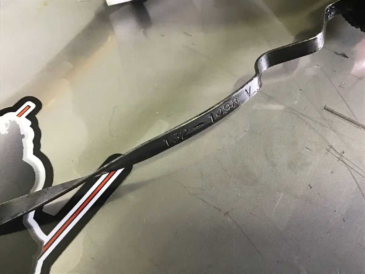 CATERPILLAR OIL DIPSTICK 1321498 USED - Picture 2