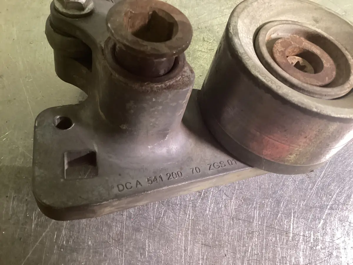 MERCEDES A 541 200 70 01 GEBRUIKT - Afbeelding 2
