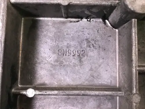CATERPILLAR ENGINE BLOCK COVER 8N9992 USED - Thumb image 2