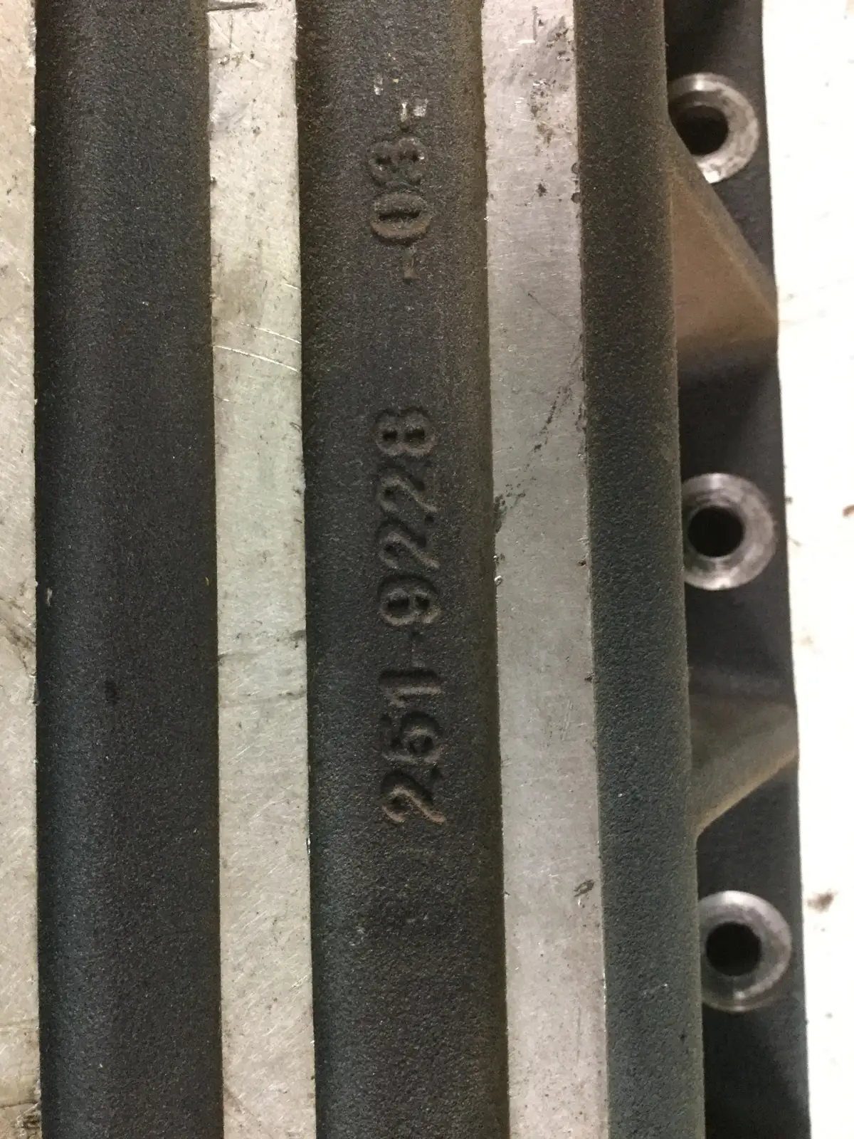 CATERPILLAR INTERCOOLER COVER 2519228 USED - Picture 2
