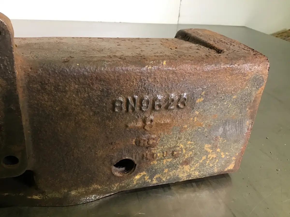 CATERPILLAR CORPS DE THERMOSTAT 8N9623 USAGÉ - Image 2