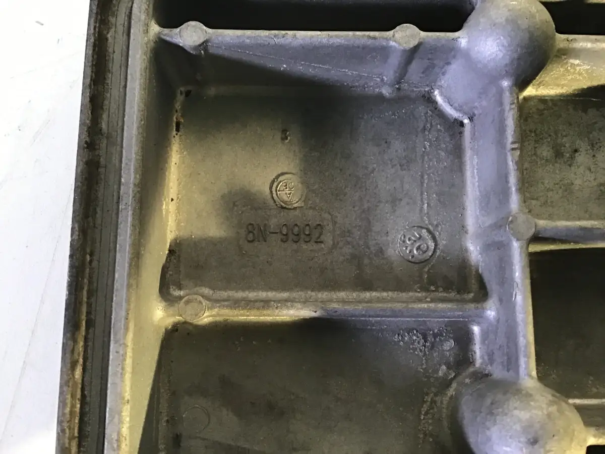 CATERPILLAR ENGINE BLOCK COVER 8N9992 USED - Picture 2