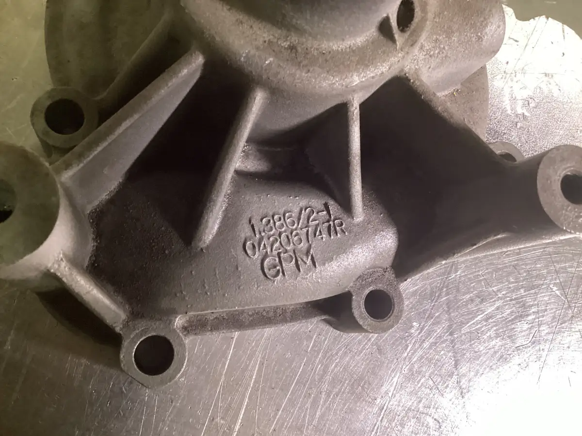 DEUTZ 0420 6747 USADO - Imagen 2