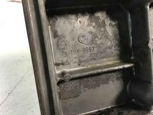 CATERPILLAR ENGINE BLOCK COVER 8N9992 USED - Thumb image 2
