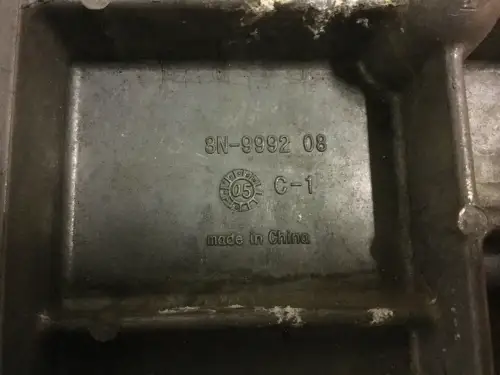 CATERPILLAR MOTORBLOKAFDEKKING 8N9992 GEBRUIKT - Miniatuur afbeelding 2