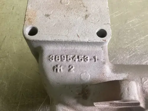 CUMMINS CUM L10 M11 CARCASA DEL TERMOSTATO 3895453 USADA - Imagen miniatura 2