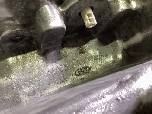 CUMMINS L10 INLAATMANIFOLD 3070140 GEBRUIKT - Miniatuur afbeelding 2