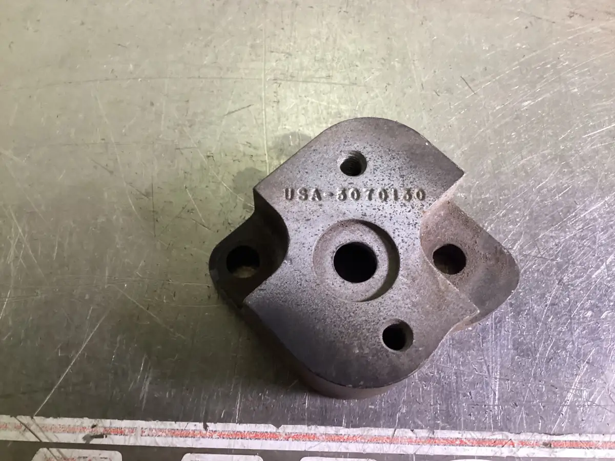 ADAPTATEUR CUMMINS CUM M11 3070130 D'OCCASION - Image 2