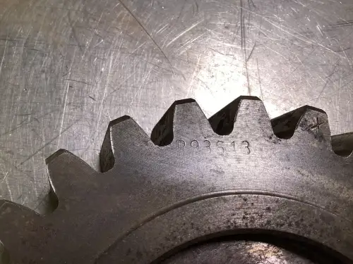 JOHN DEERE JD 6.8L GETRIEBE R93613 GEBRAUCHT – Vorschaubild 2